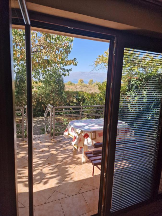 Villa Altiparmak Resen Exteriör bild